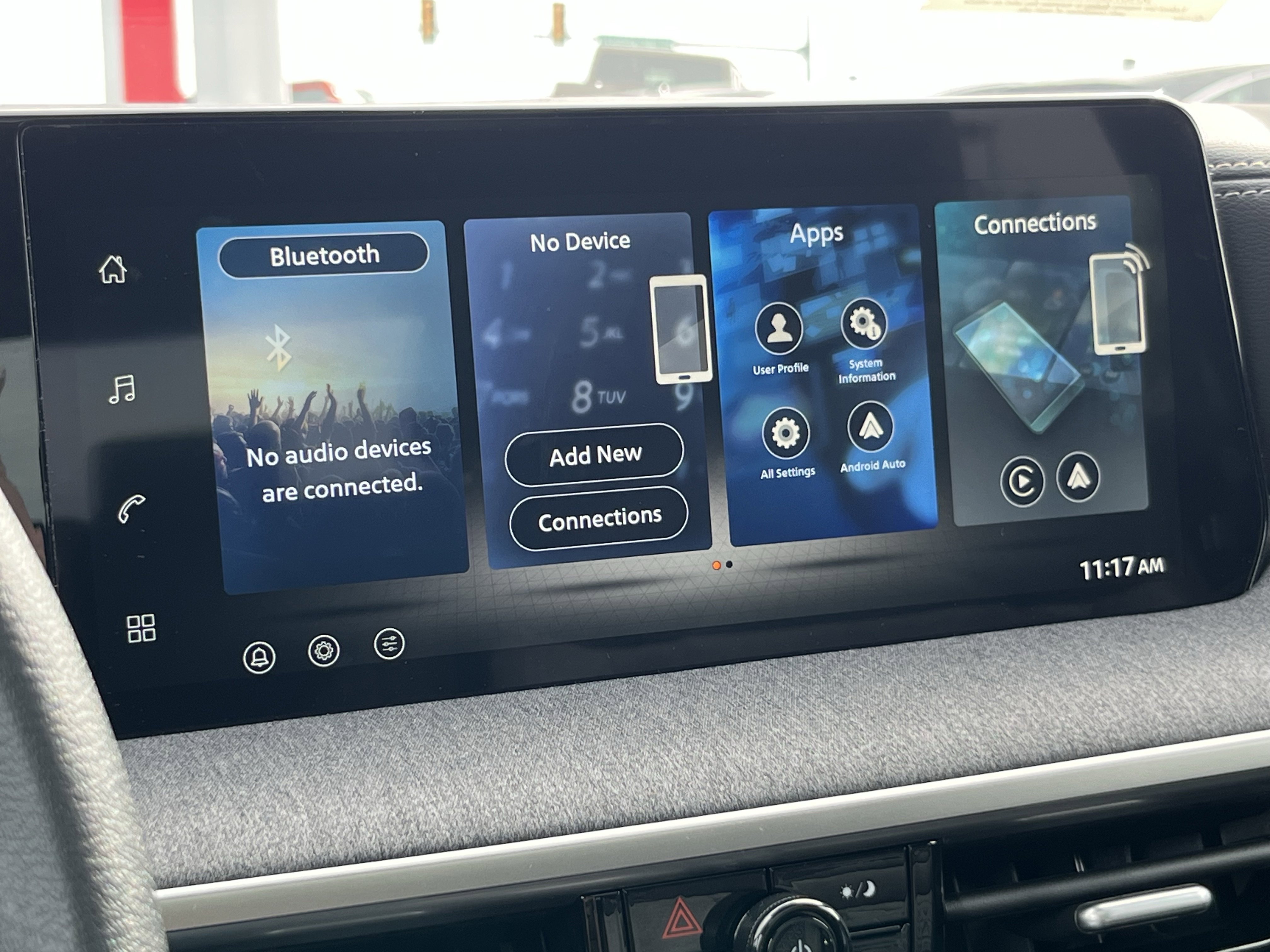 2026 Nissan Kicks SV photo 4