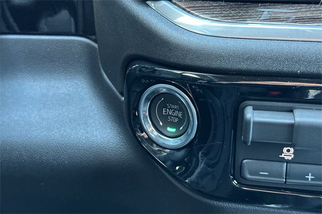 2025 Chevrolet Silverado 2500HD LT photo 25
