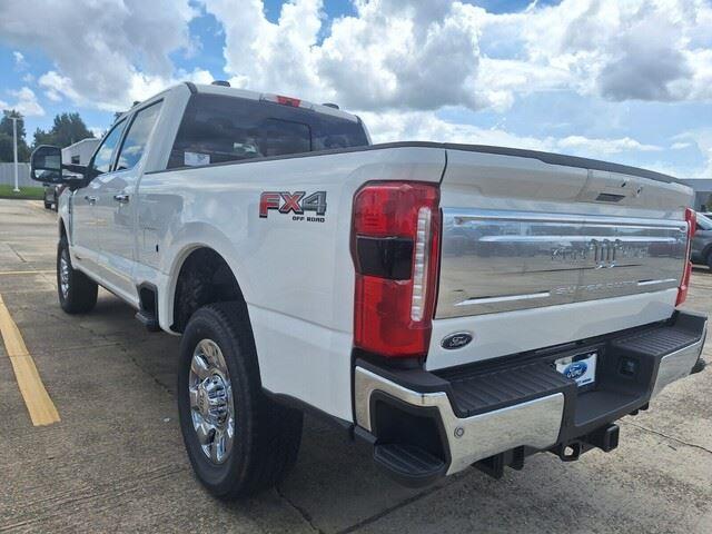 2025 Ford F-250 King Ranch photo 3