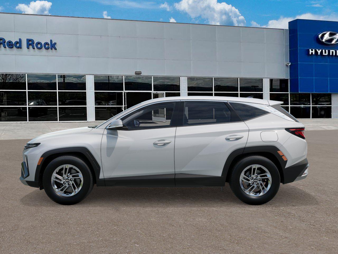 2026 Hyundai Tucson SE photo 3