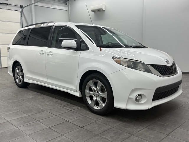 2012 Toyota Sienna