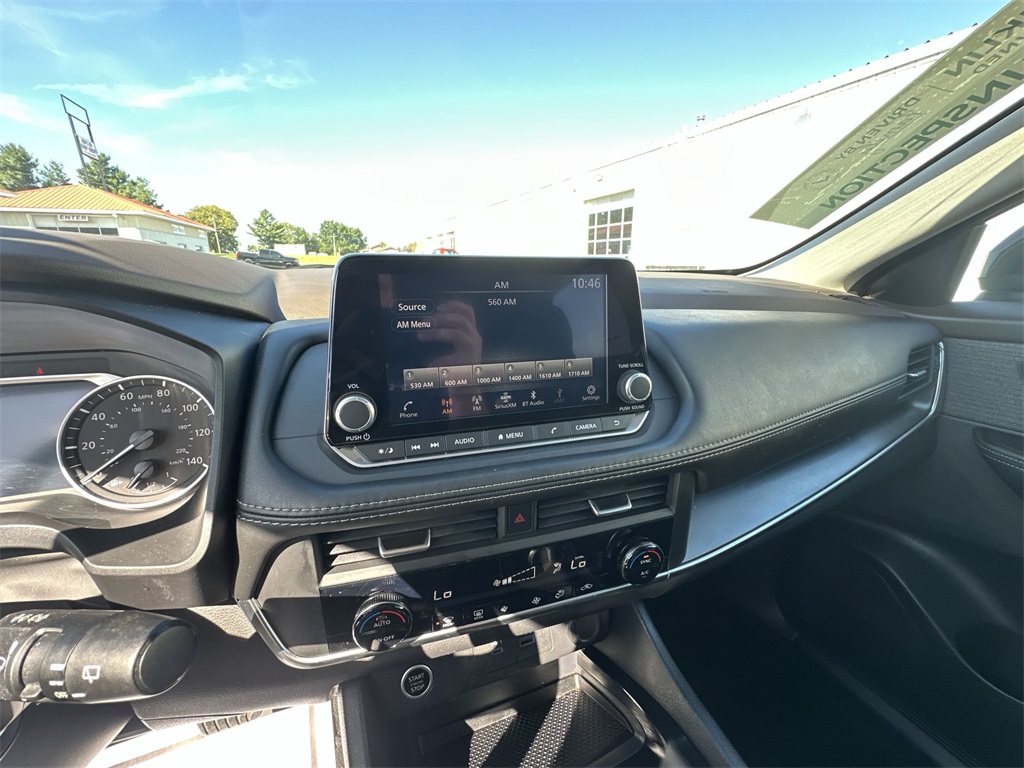 2023 Nissan Rogue SV photo 15