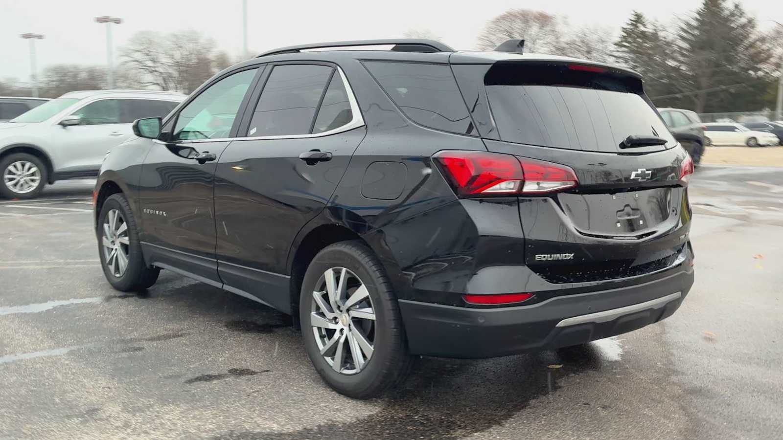 2023 Chevrolet Equinox LT photo 4