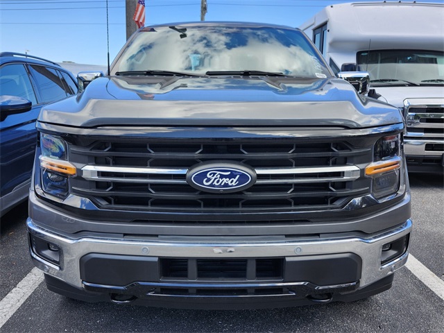 2024 Ford F-150 XLT photo 2