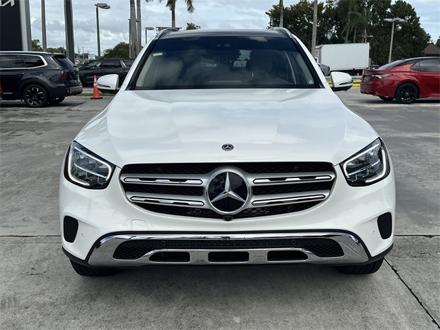 2022 Mercedes Benz GLC 300 photo 3
