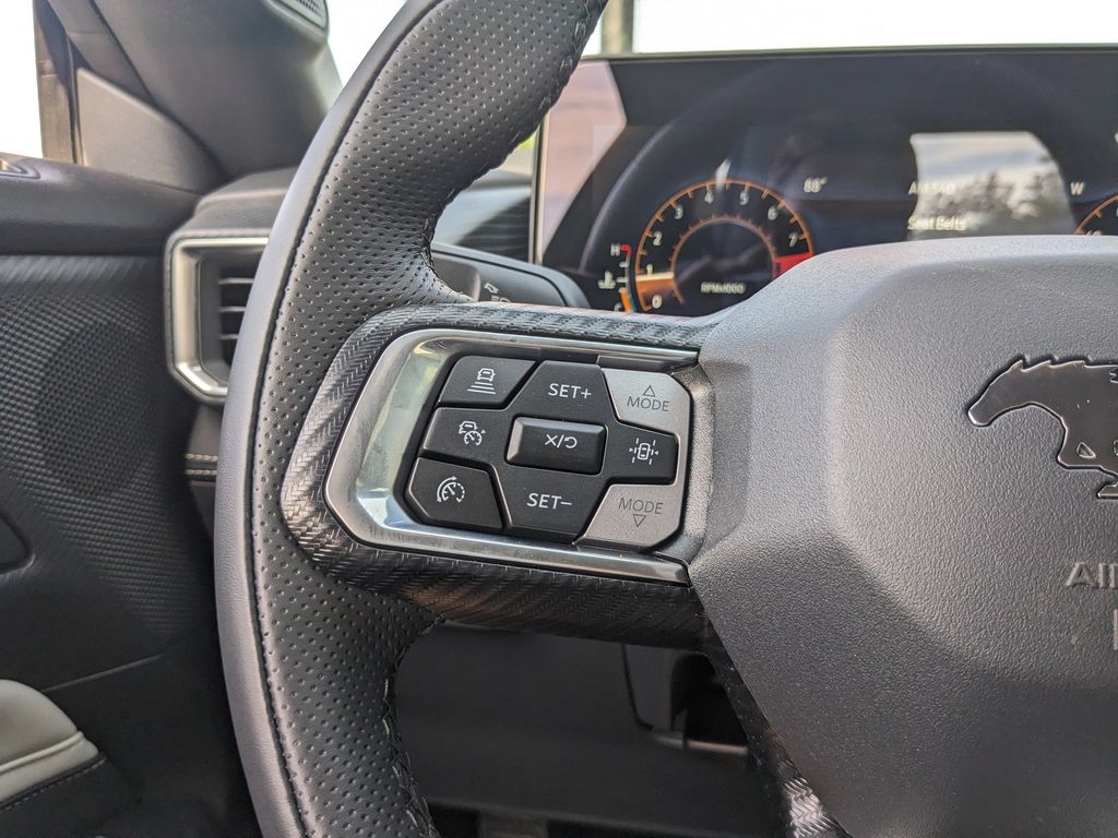 2025 Ford Mustang GT Premium photo 28