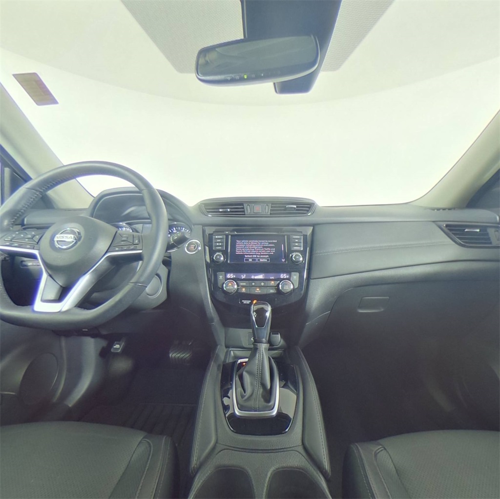 2018 Nissan Rogue SL photo 25