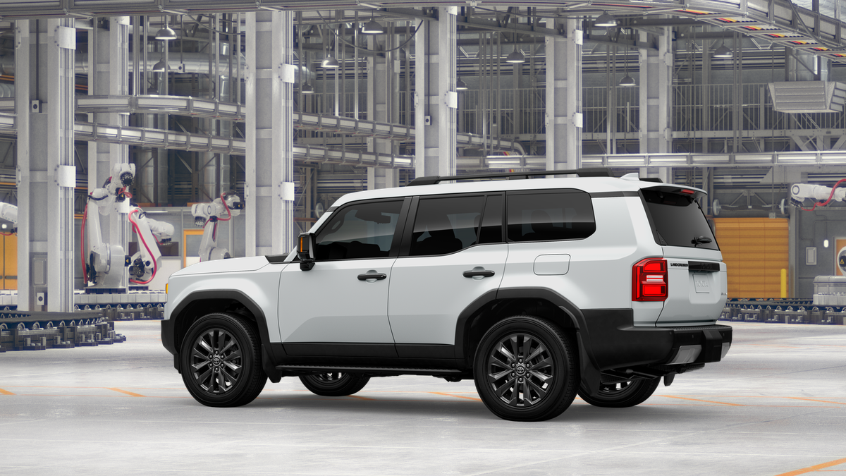 2026 Toyota Land Cruiser photo 2