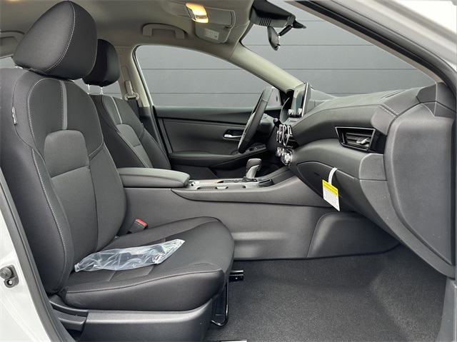 2025 Nissan Sentra SV photo 21