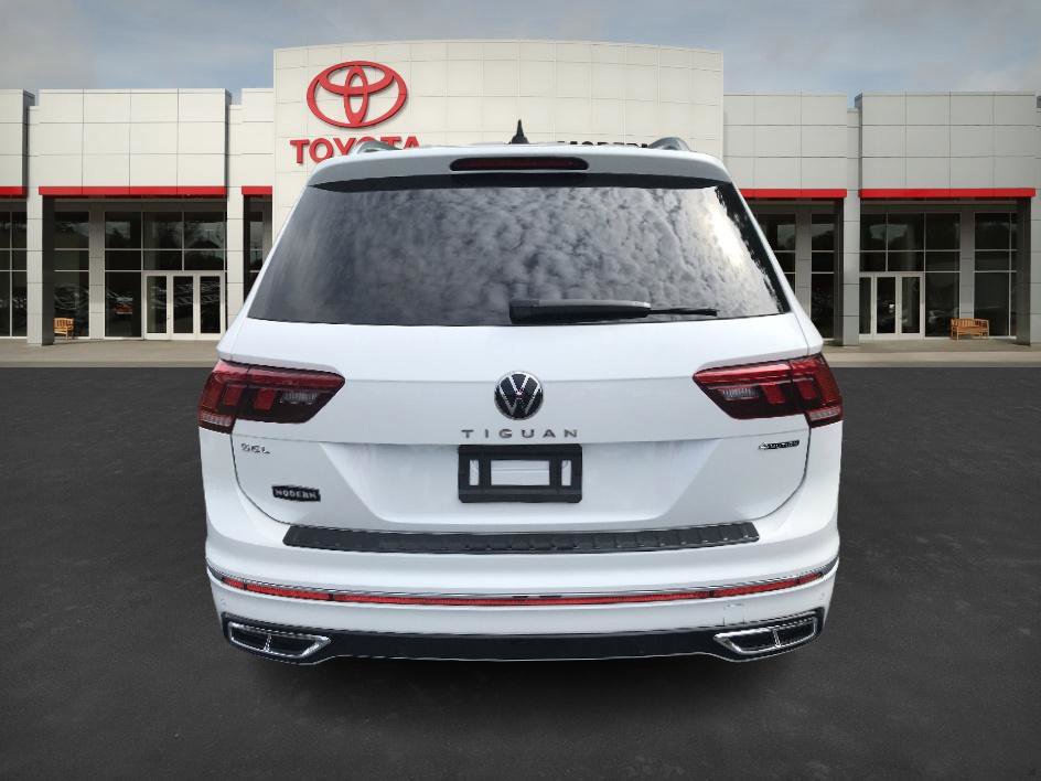 2022 Volkswagen Tiguan SEL Premium R-Line photo 4