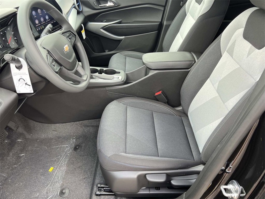 2026 Chevrolet Trax LS photo 12