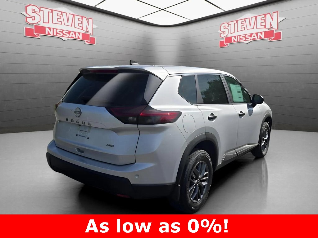 2025 Nissan Rogue S photo 3