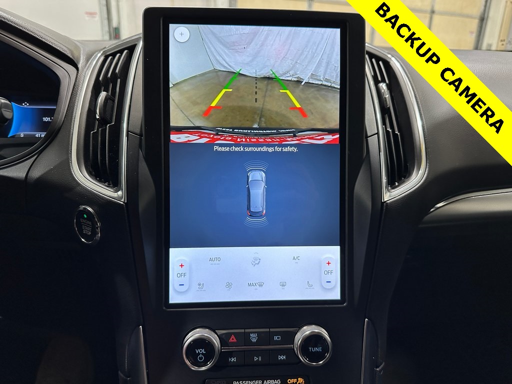 2023 Ford Edge Titanium photo 20
