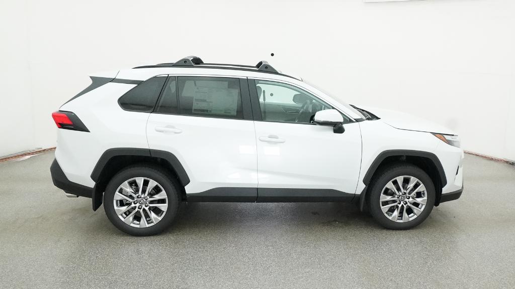2025 Toyota RAV4 XLE Premium photo 25