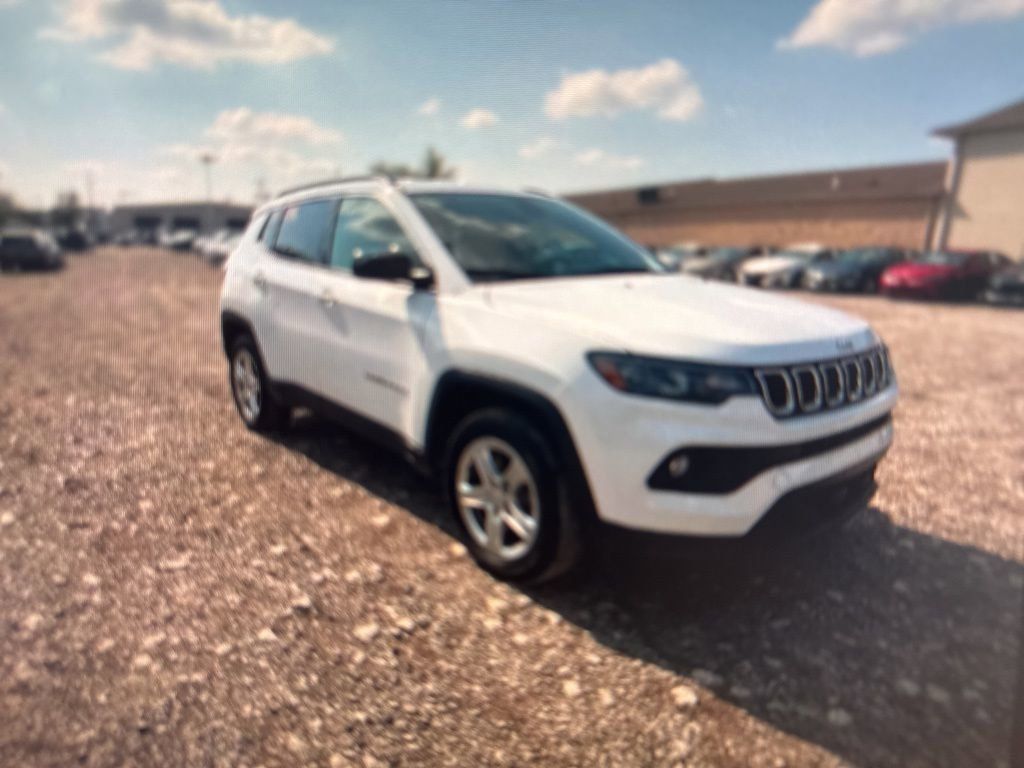 2023 Jeep Compass Limited photo 4