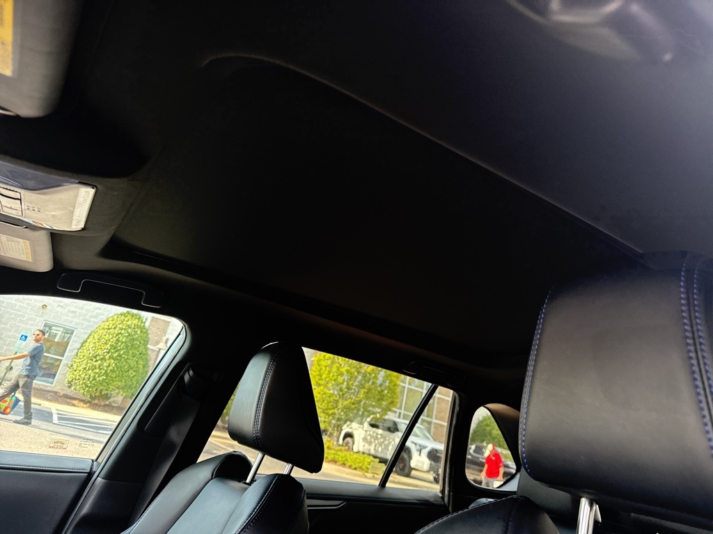 2021 Toyota RAV4 Hybrid XSE photo 6