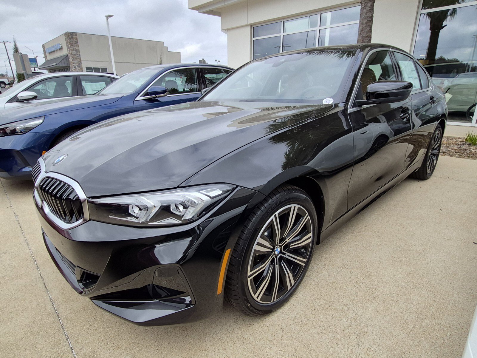 2026 BMW 3 Series 330i's photo