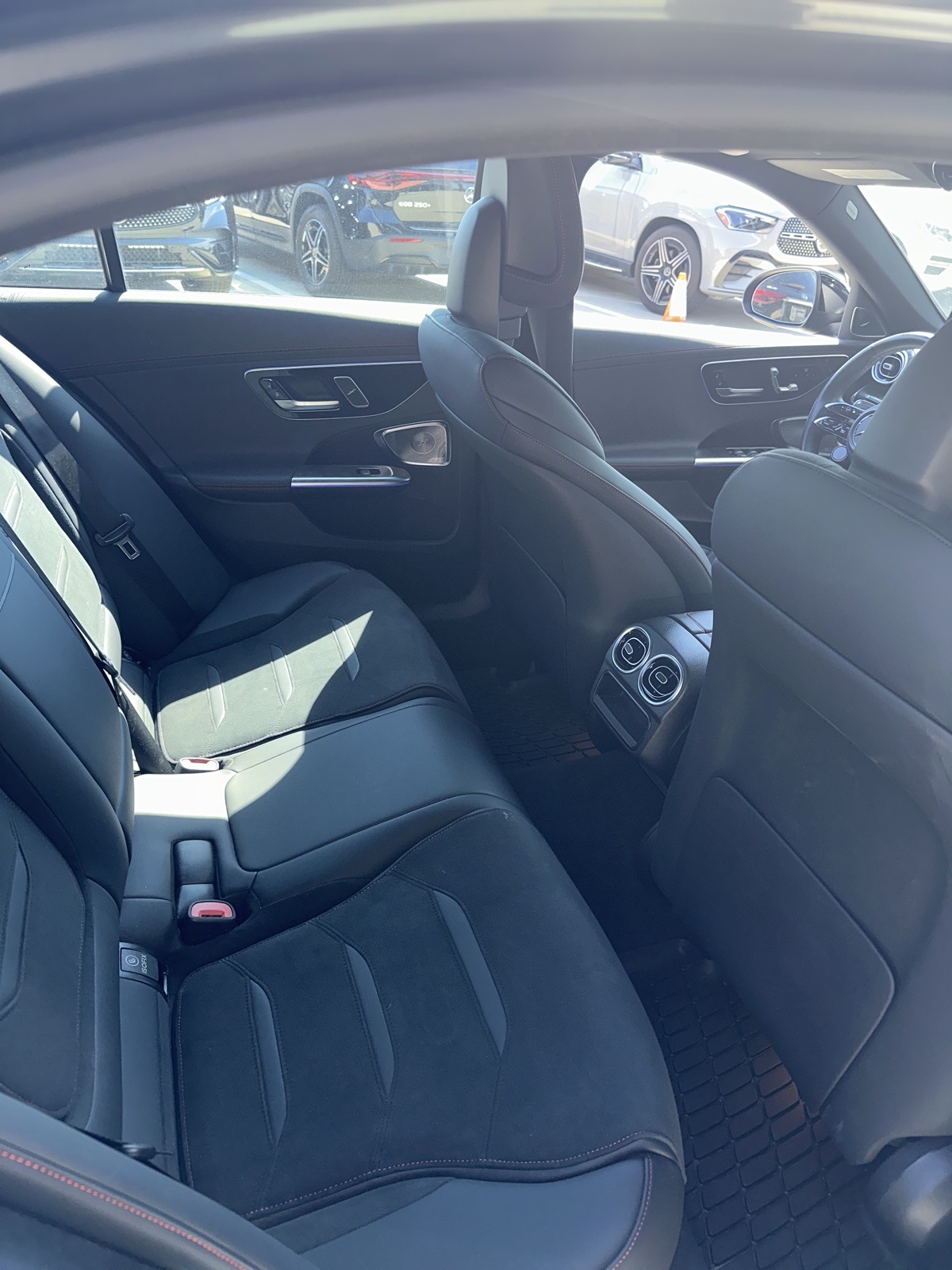 2024 Mercedes Benz C 43 photo 7
