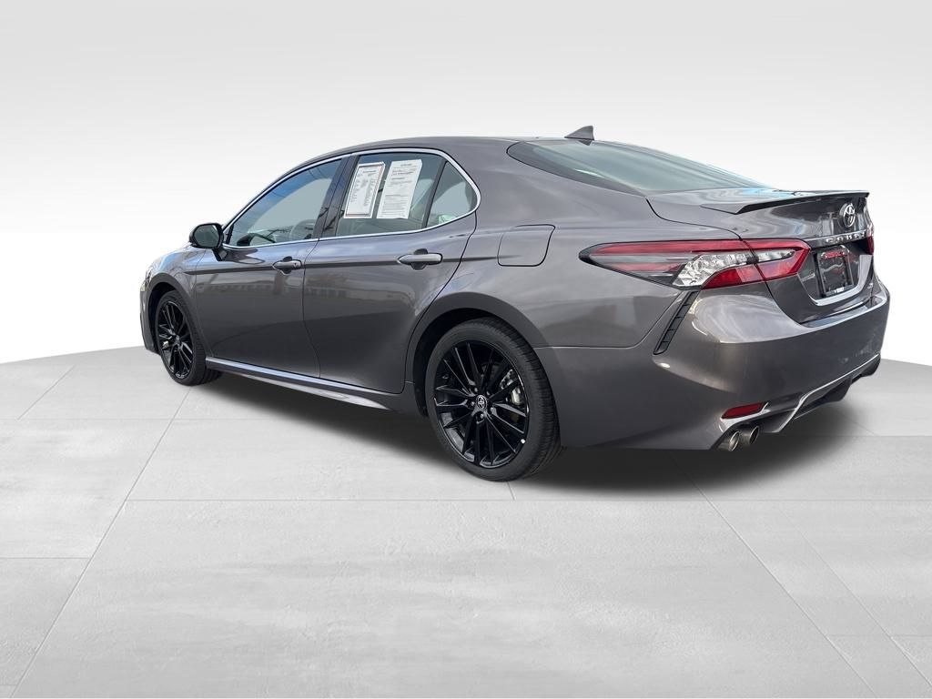 2023 Toyota Camry XSE photo 3