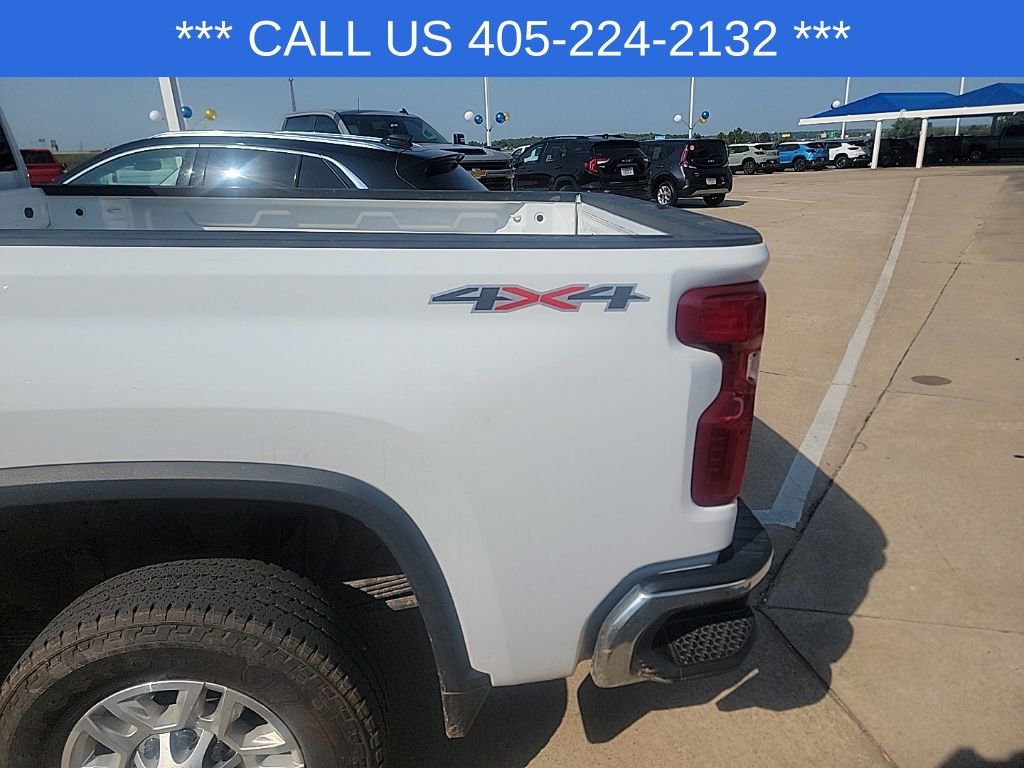2024 Chevrolet Silverado 2500HD LT photo 13