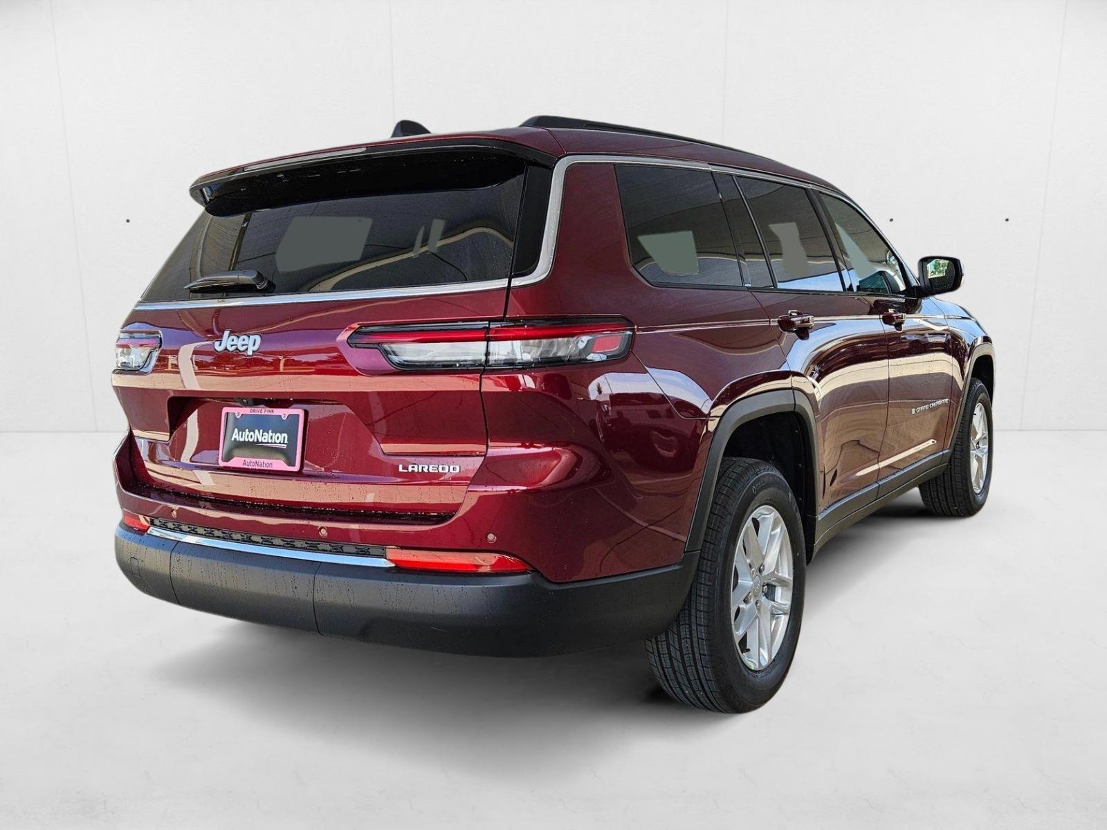 2025 Jeep Grand Cherokee Laredo X photo 2