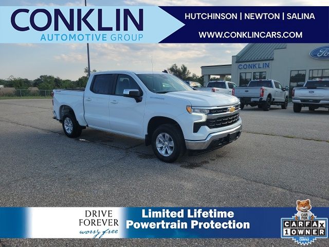 2025 Chevrolet Silverado 1500 LT's photo