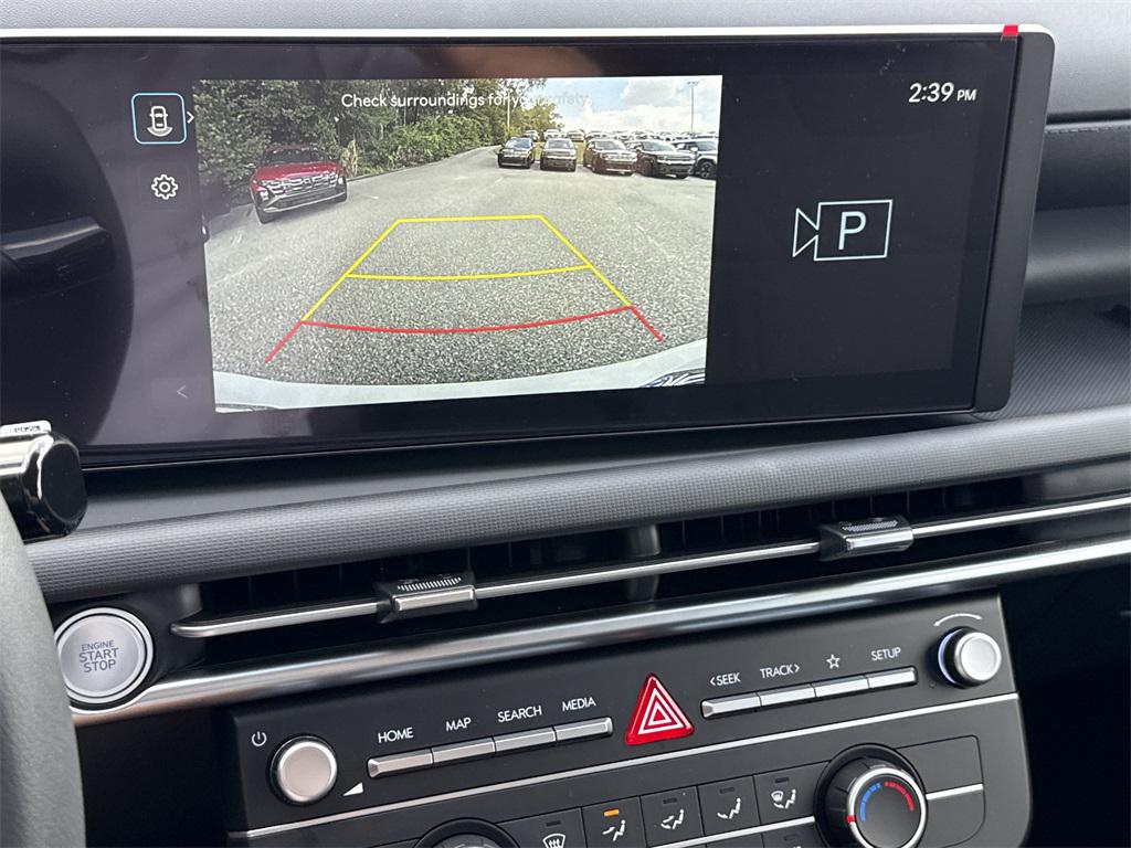 2026 Hyundai Tucson SE photo 23