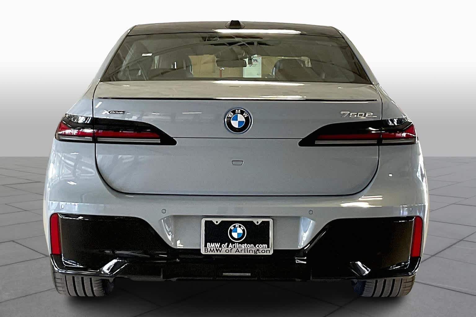 2025 Bmw 750e 750e xDrive photo 4