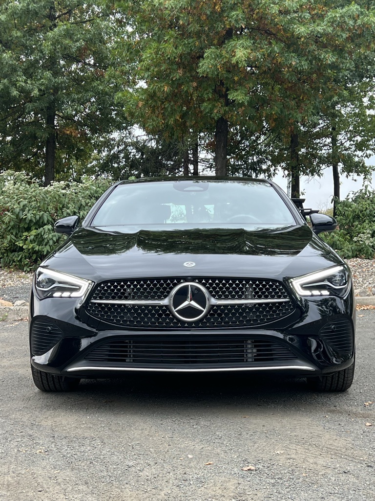2025 Mercedes Benz CLA 250 4MATIC photo 2