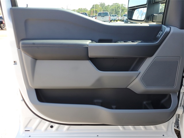 2026 Ford F-250 XL photo 14