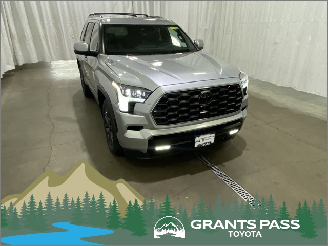 2026 Toyota Sequoia Platinum's photo