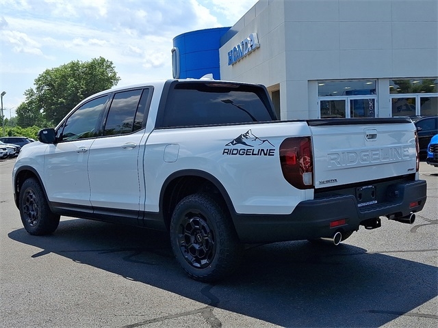 2025 Honda Ridgeline Sport photo 4