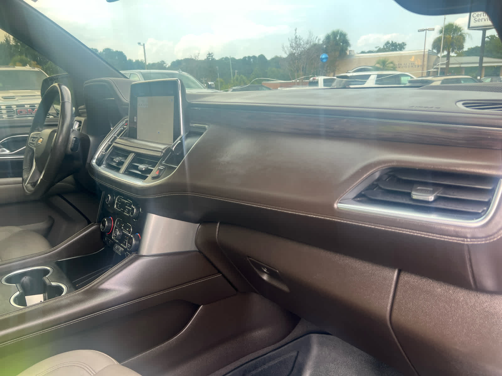 2022 Chevrolet Tahoe LT photo 29