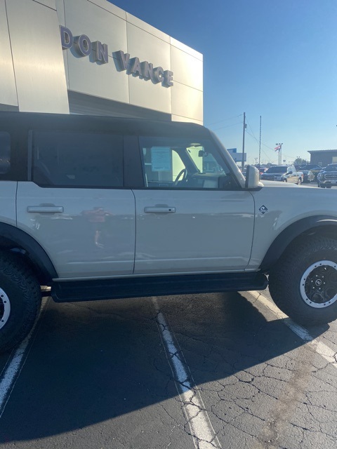 2025 Ford Bronco Outer Banks photo 11