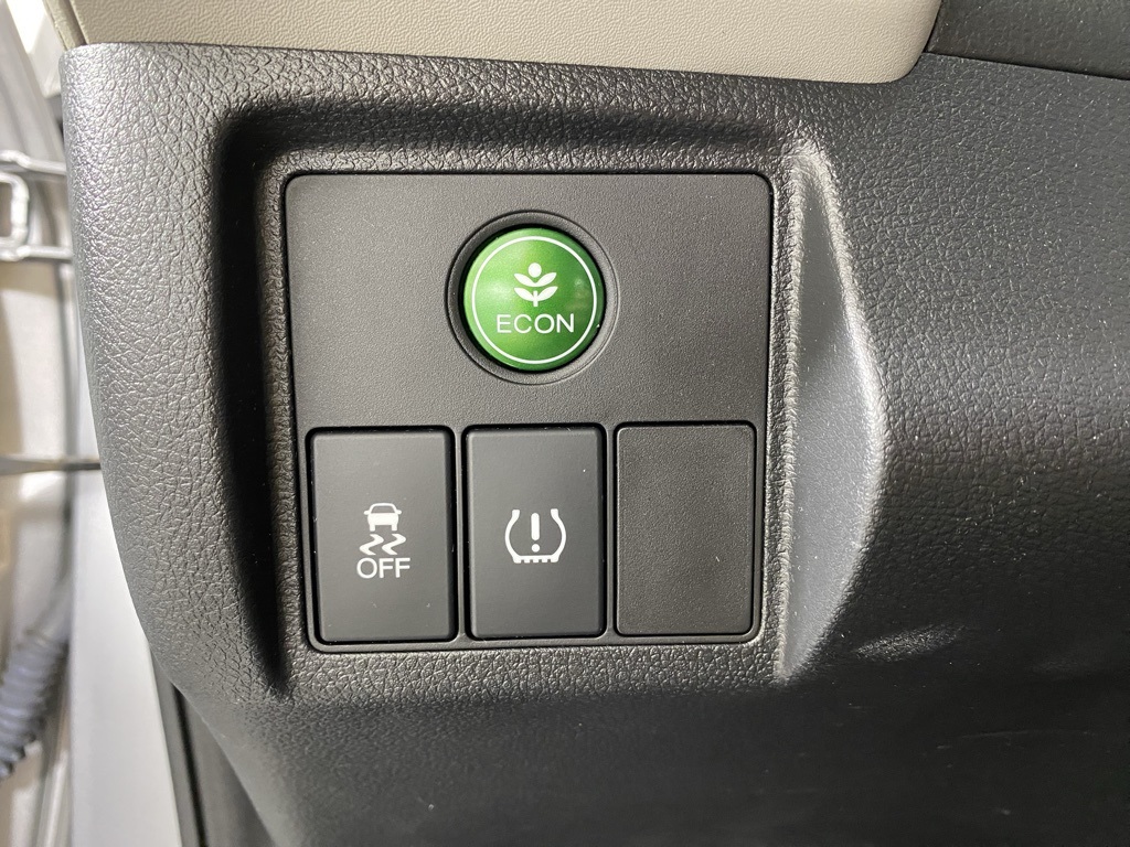 2022 Honda HR-V LX photo 17
