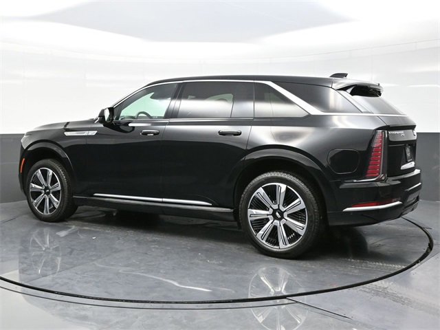 2025 Cadillac Escalade IQ Luxury photo 4