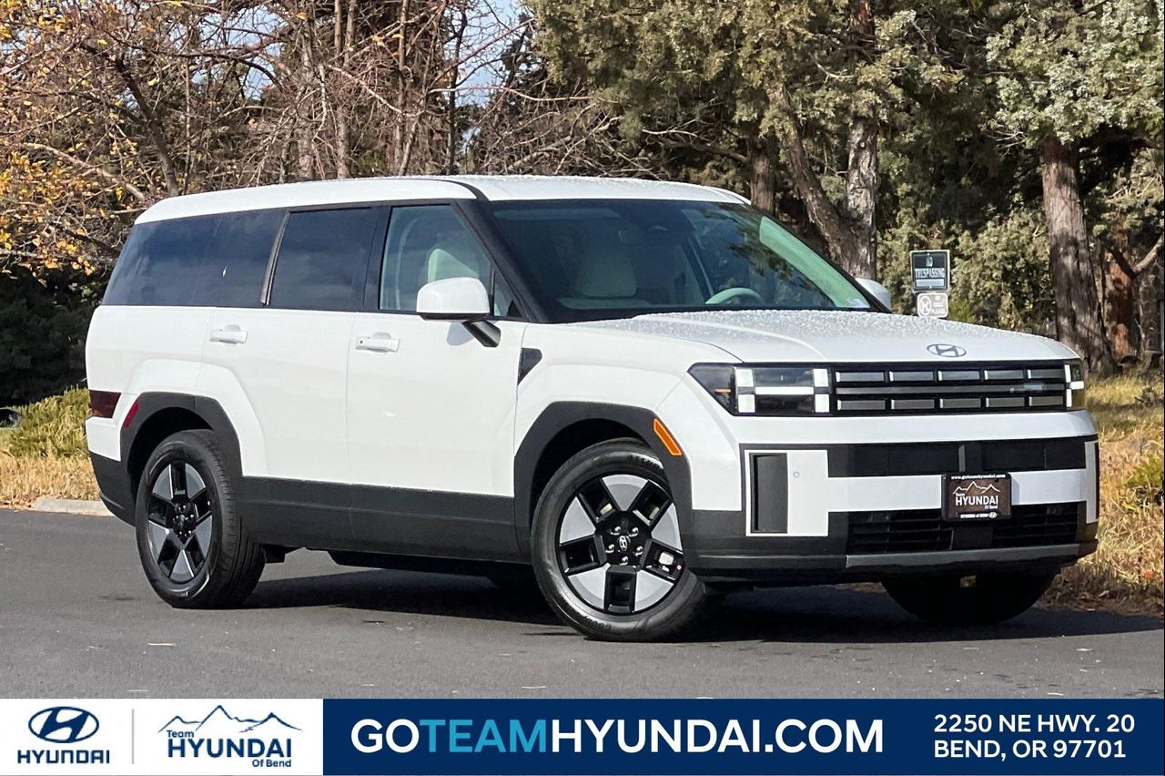 2026 Hyundai Santa Fe SE's photo