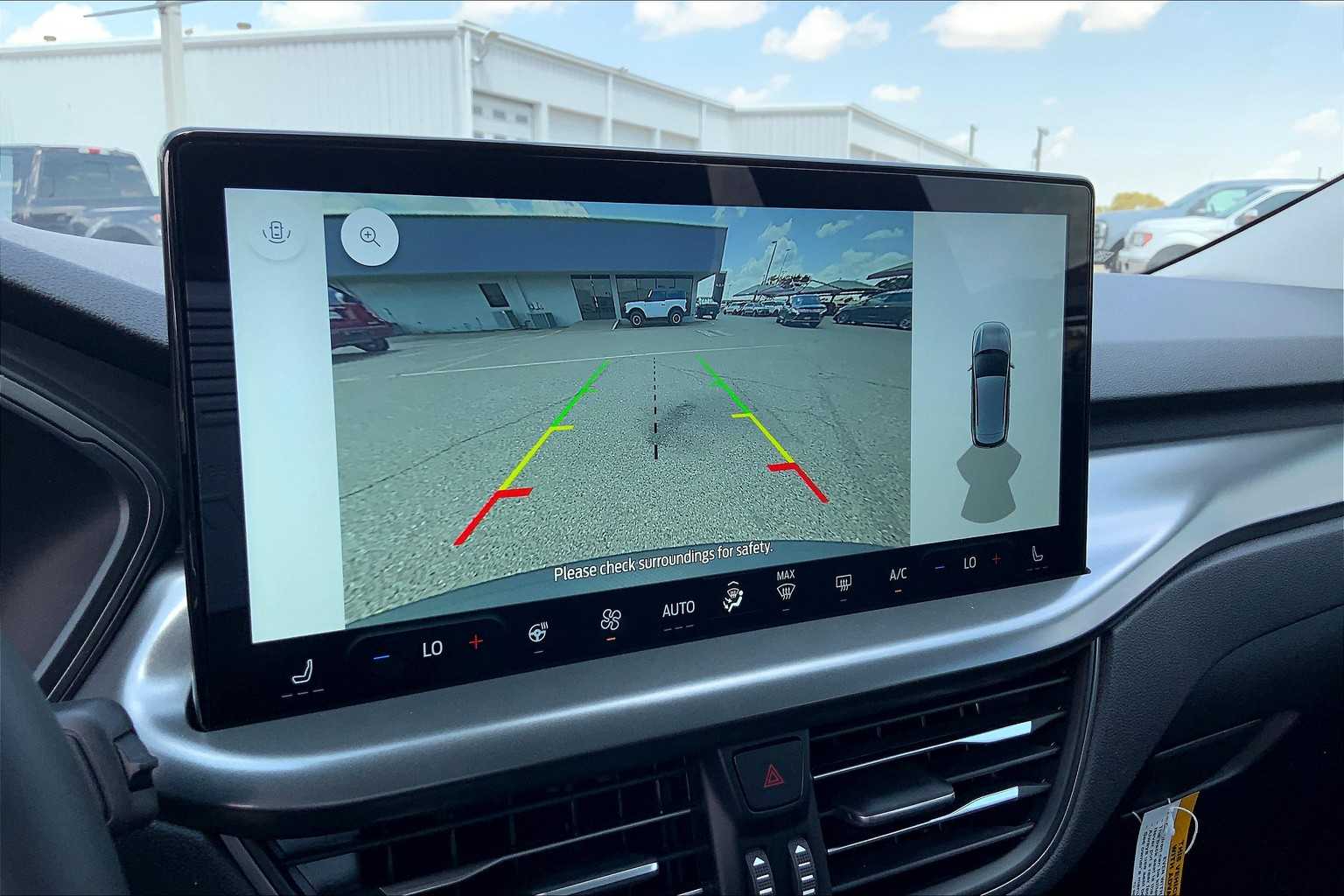 2025 Ford Escape Plug-In Hybrid photo 18