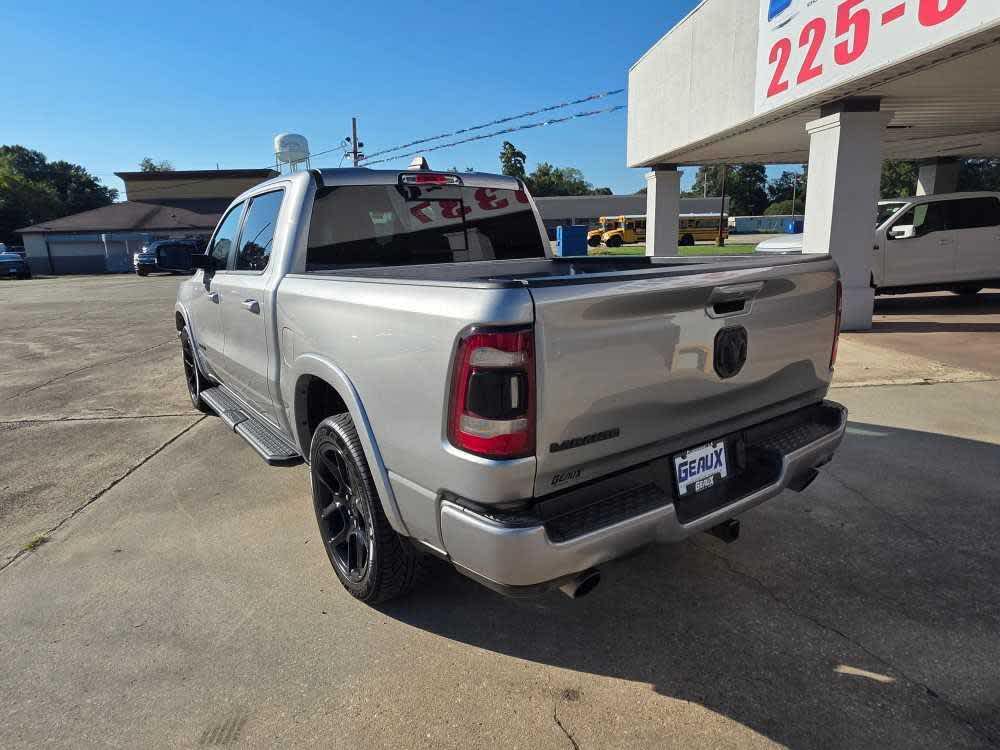 2022 Ram 1500 Laramie photo 3