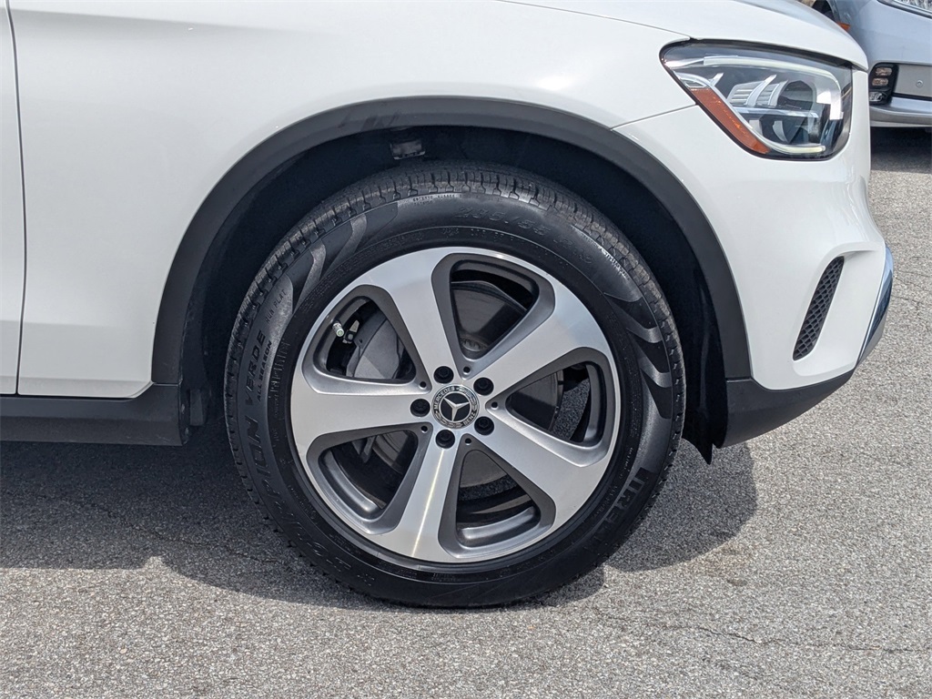 2020 Mercedes Benz GLC 300 photo 11