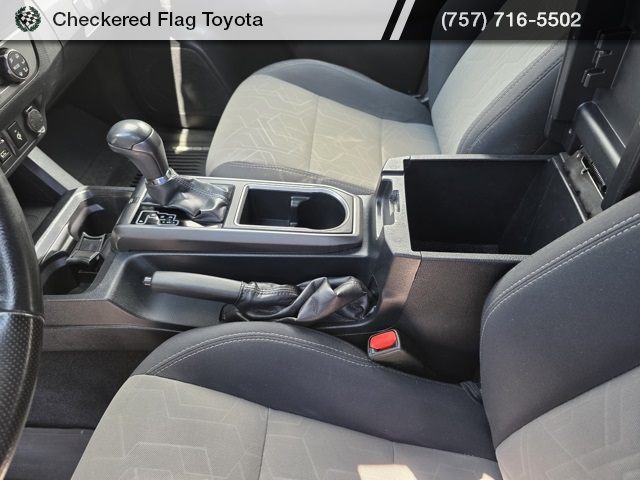 2020 Toyota Tacoma TRD Sport V6 photo 34
