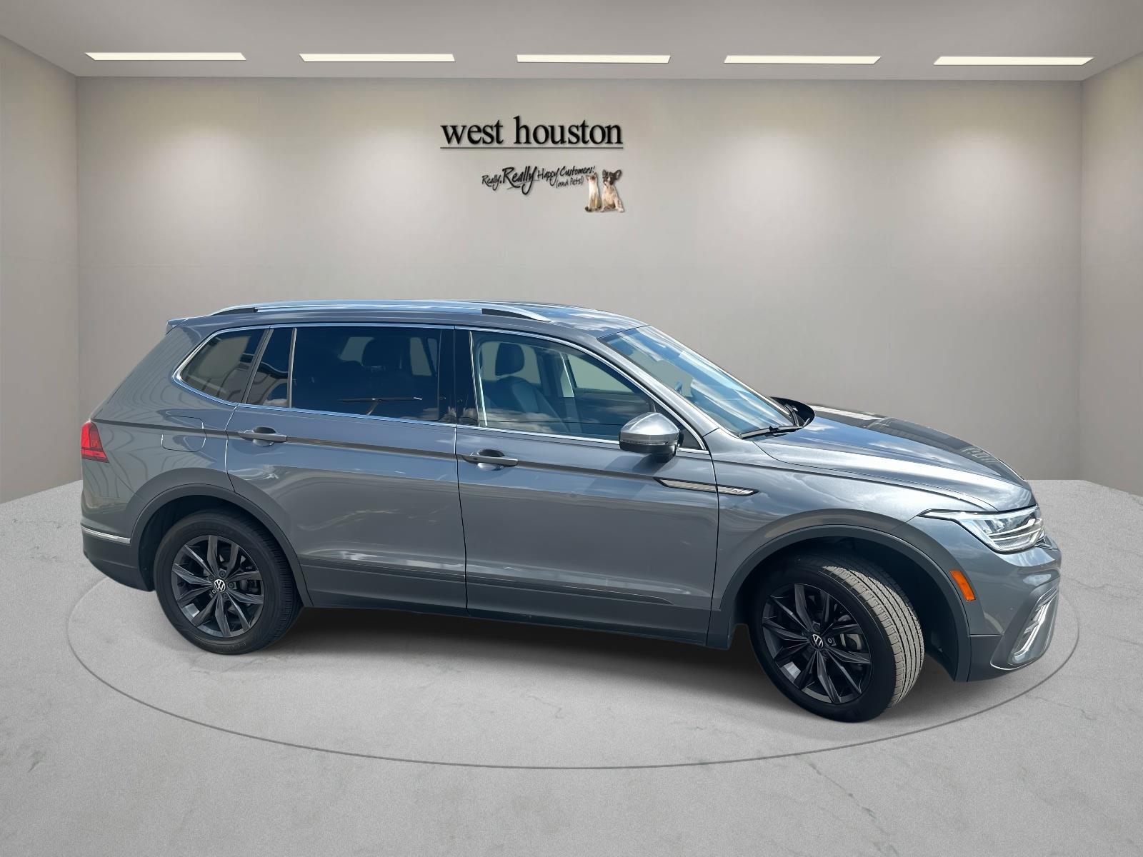 2022 Volkswagen Tiguan SE photo 4