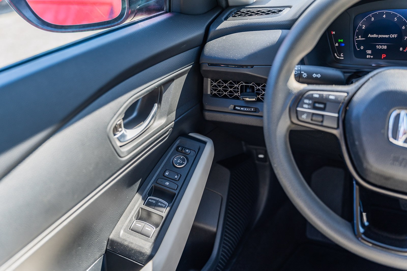 2025 Honda Accord LX photo 24