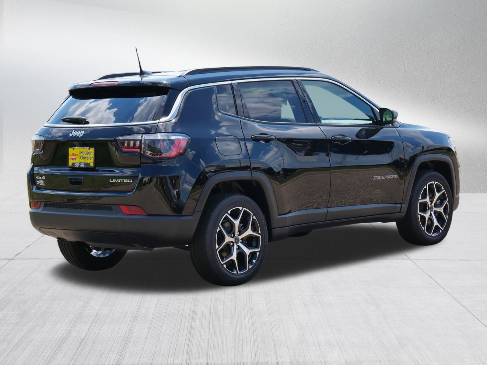 2025 Jeep Compass Limited photo 2