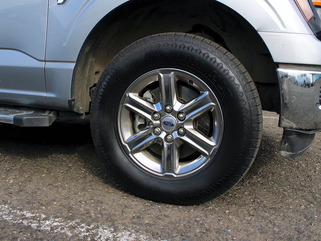 2024 Ford F-150 XLT photo 25