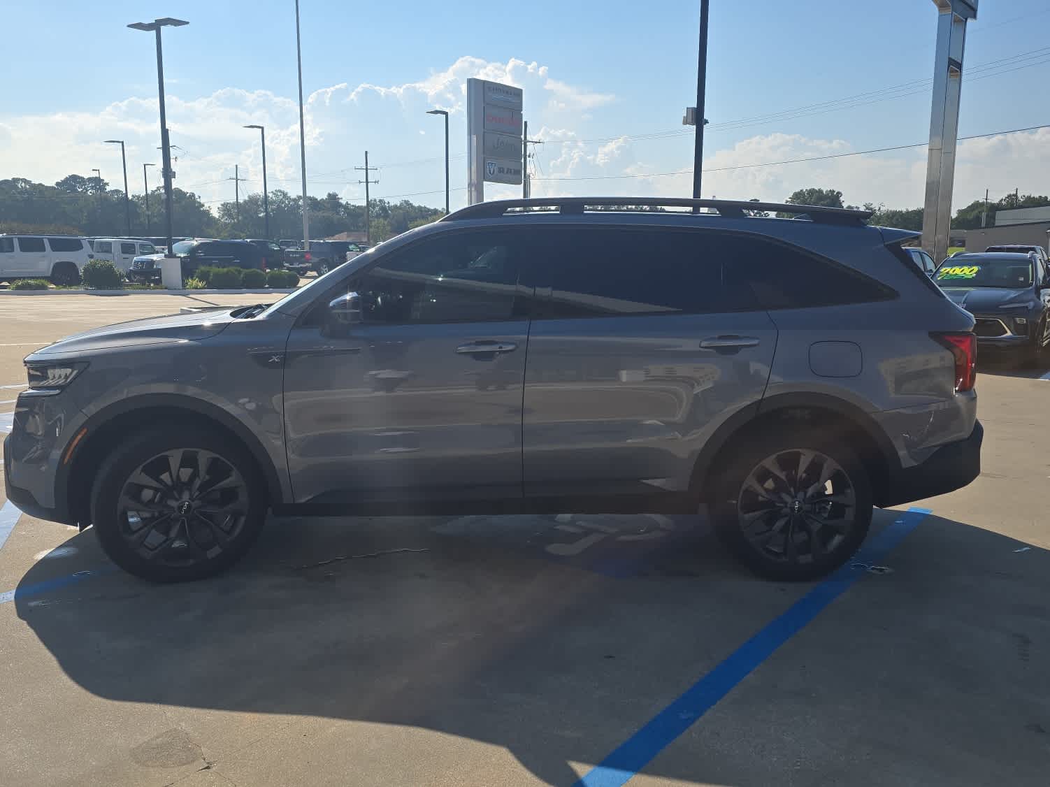 2023 Kia Sorento X-Line EX photo 3