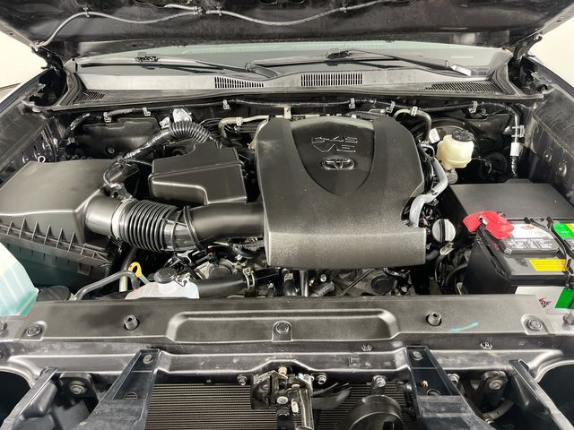 2020 Toyota Tacoma SR5 photo 22