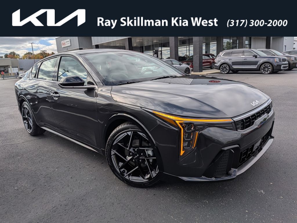 2025 Kia K4 GT-Line's photo