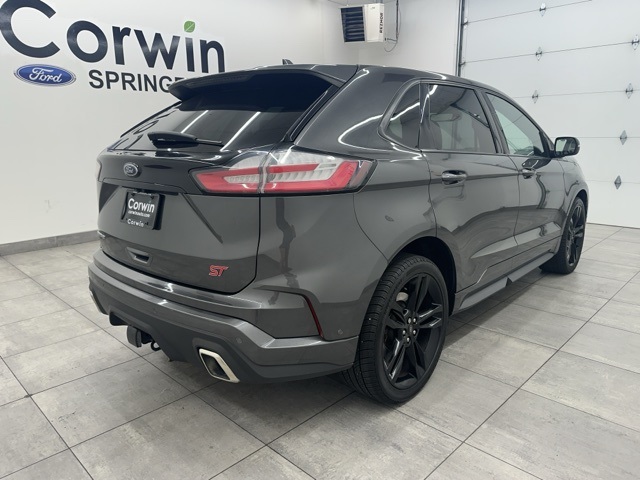 2020 Ford Edge ST photo 4