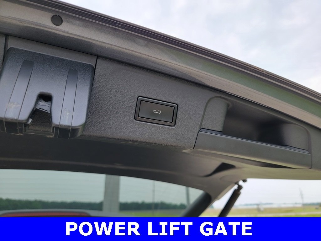 2021 Volkswagen Atlas V6 SE Technology photo 2
